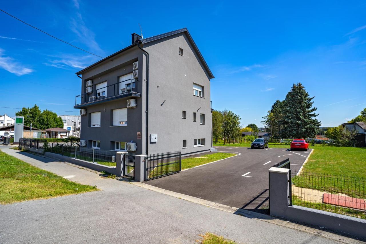 Km Therooms Bjelovar Eksteriør billede